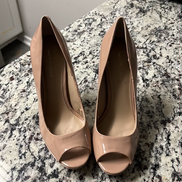 Nude patent leather Peep-toe Heels - Picture 2 of 4